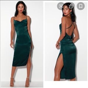 NWOT Lulus emerald strappy midi dress w/side slit